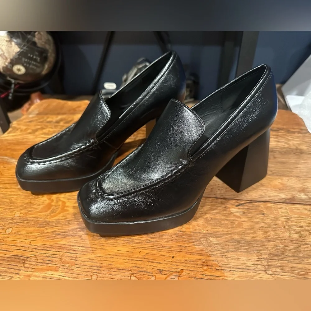 Steve Madden Black Platform Loafers